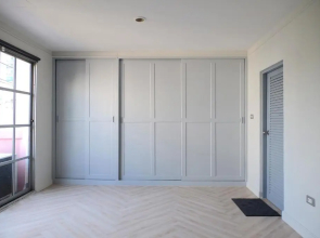 Silom Apartment Close to BTS +WIFI+Netflix