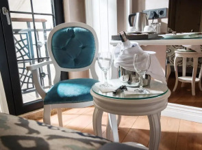 Antusa Palace Hotel & Spa