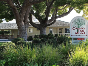 Country Inn Motel