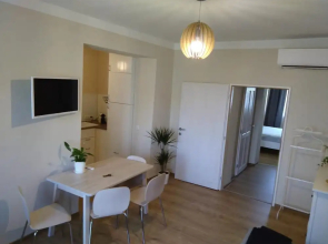 Sabines Apartments