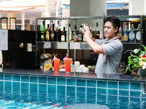 Sunshine Hotel And Residences