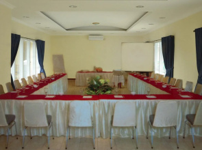 Rck ( Resort Cinta Kasih) by Myhome Hospitality