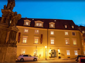 Old Royal Post Boutique Hotel & Premium Suites