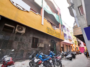 SPOT ON 86379 Dream Palace Guest House