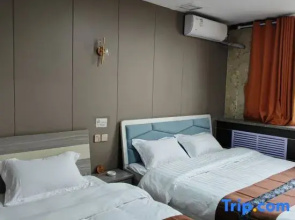 Korla Mengxinghe Hotel