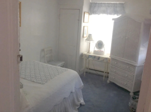 Walden on the Pond Hotel