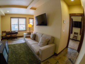 Caples 1 Bedroom Townhouse