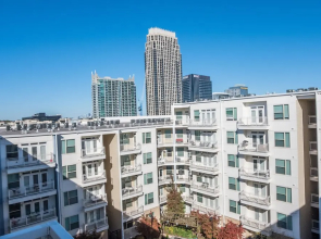 Atlantic 1 BR Apt w/ Balcony & Pool by Frontdesk