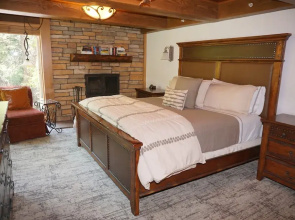Recently Remodeled Including New Appliances - Corner Unit - River Location 3 Bedroom Condo by RedAwning