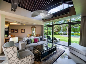 Impiana Beachfront Resort Patong, Phuket