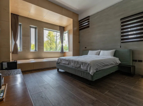 Jing Shuhu B&B