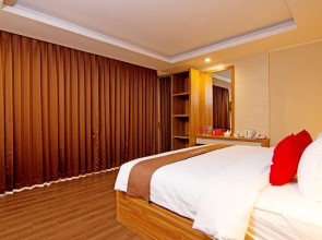 Seminyak Lagoon All Suites Hotel