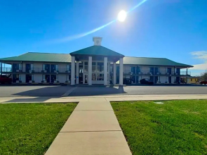 Crestview Inn