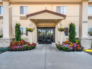 Red Lion Inn & Suites Sequim