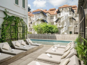 Maxwell Reserve Singapore, Autograph Collection