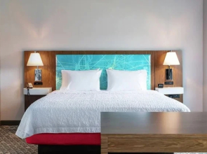 Hampton Inn & Suites Howell