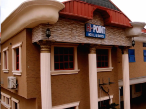 Hi Point Hotel And Suites
