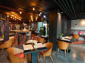 Maitria Mode Sukhumvit 15 Bangkok