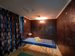 Howard Johnson Plaza By Wyndham Dubai Deira