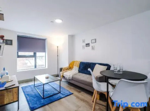 Central Liverpool Apartment | Work & Long Stays