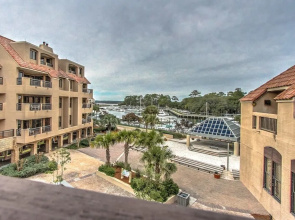 7148 Harbourside II 2 Bedrooms 2 Bathrooms Villa