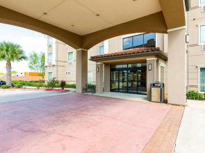 Comfort Inn & Suites Winnie