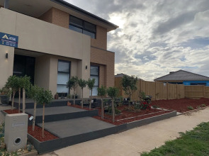 Apple House Truganina