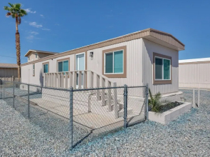 Riverfront Bullhead City Home, Near Casinos