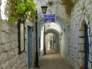 Kami Suites Hotel