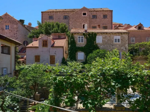 Hedera Estate Hedera A20 Breakfast Included