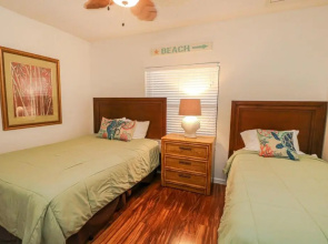 Ocean Village Club F32