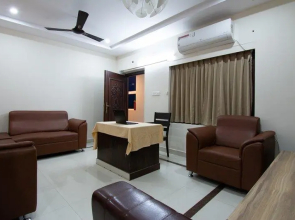 OYO 46991 Sk7 Service Apartments
