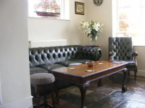 The Old Lodge