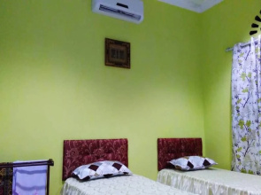 OYO Homes 90590 Mazhomestay