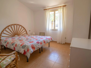 Villa Norsi immersed in an oasis of peace and tranquillity with direct access to the beach.-Villetta Norsi