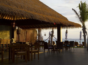 Mali Resort Sunrise Beach