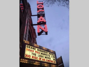 Hip and Trendy 2BR Apartment in Logan Square!