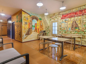 Kryshi Mira hostel