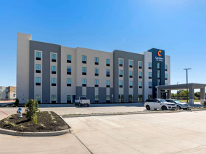 Comfort Inn & Suites Balch Springs - SE Dallas