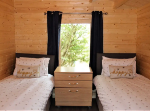 Lovely 3-bed Lodge in Ashton Under Hill