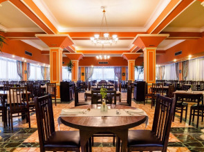 Отель Eagles Paradise Abu Soma Resort