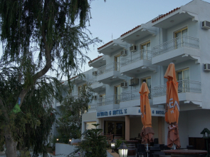 Antonis G. Hotel Apartments