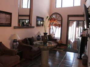 Hotel Casa 12 Reales