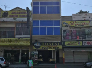 Hostal Puerto Azul