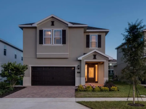 Reunion Serenity 8 Bedroom Home with Private Pool and Spa