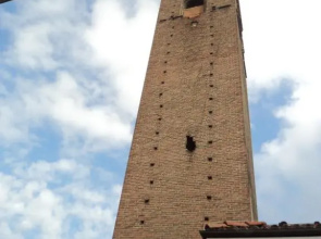 Via Pertinace 1 - Appartamento