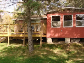 Hyde-a-way Bay Resort