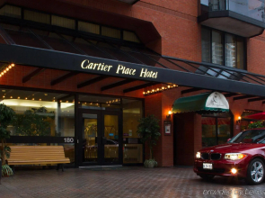 Cartier Place Suite Hotel