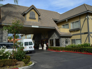 Folk Inn Ontario Airport
