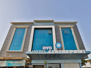 OYO 30559 Center Point